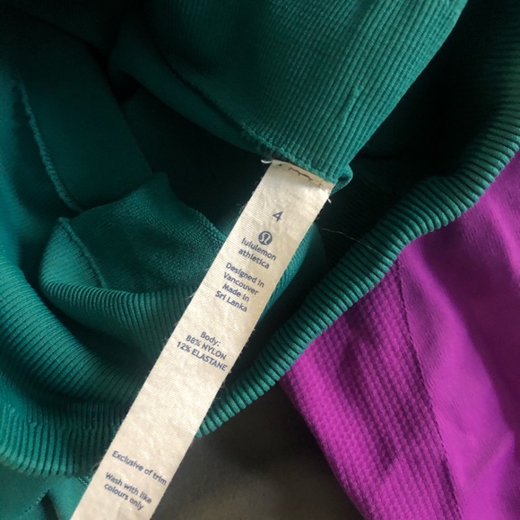 Two lululemon crop leggings - Picture 4 of 5